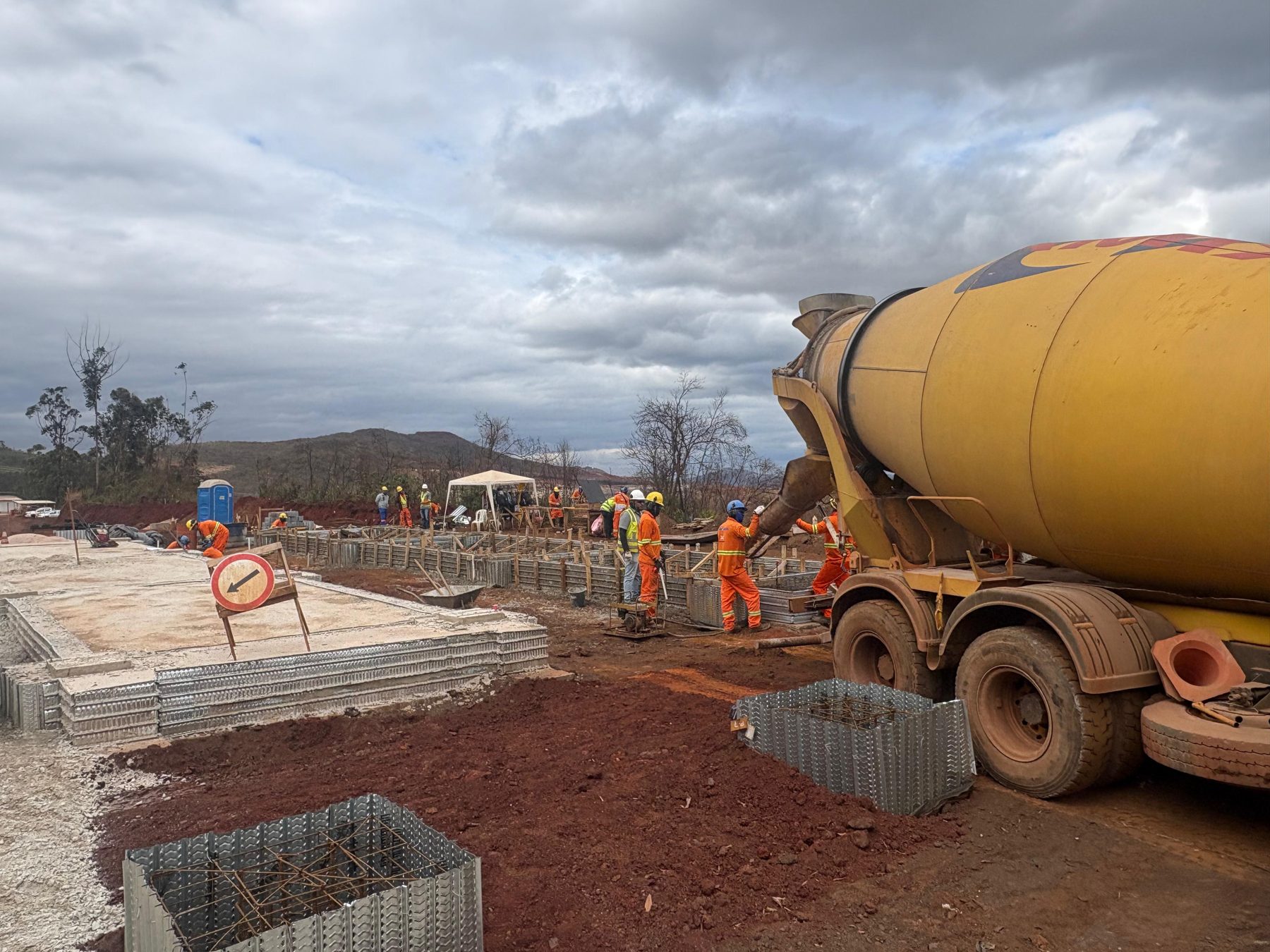 Sistema viário de mina: terraplenagem, drenagem e pavimentação – Balança