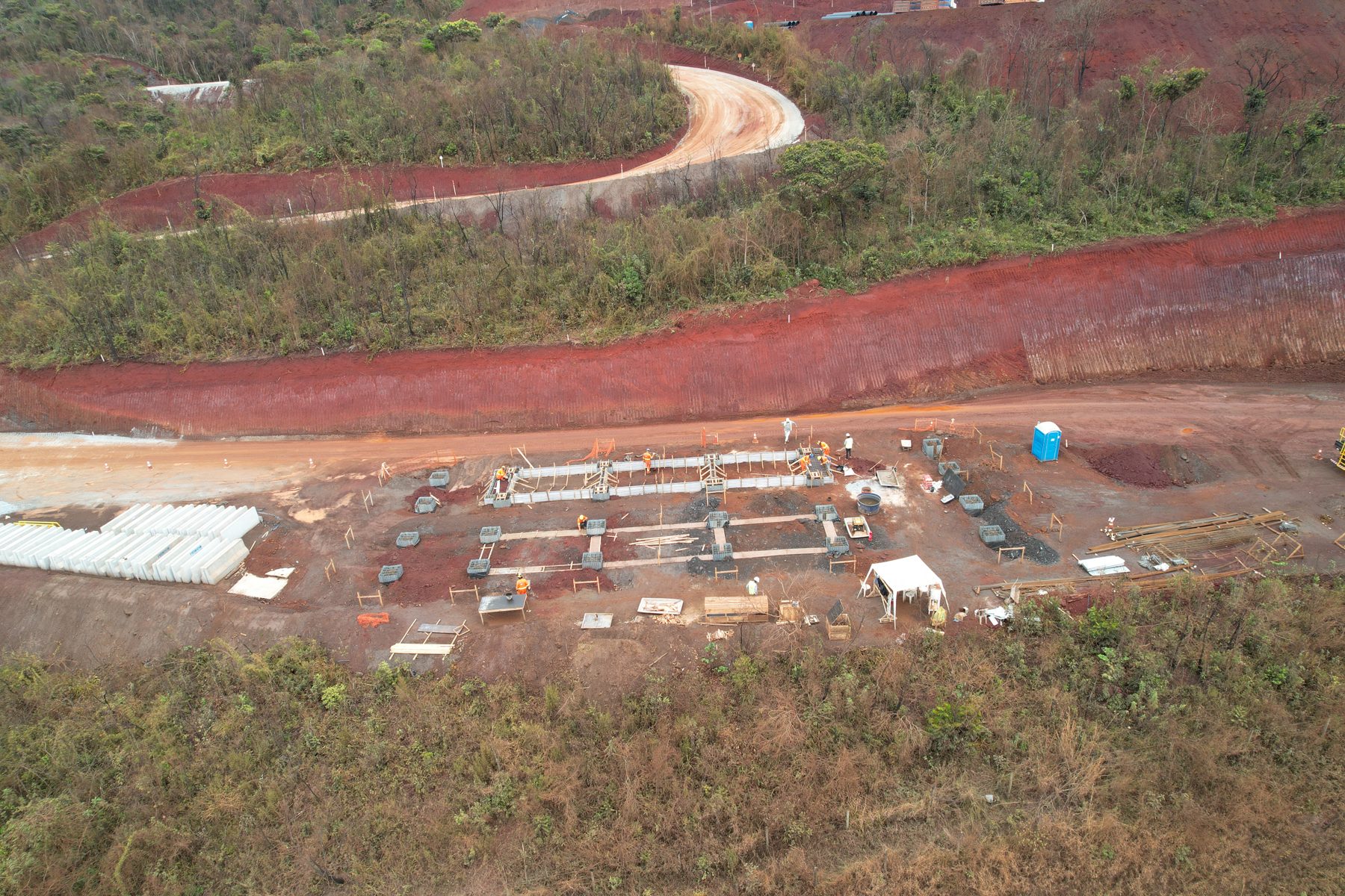Sistema viário de mina: terraplenagem, drenagem e pavimentação – Balança