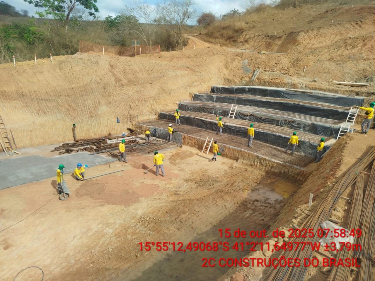 Adequação e ampliação de canal extravasor de barragem