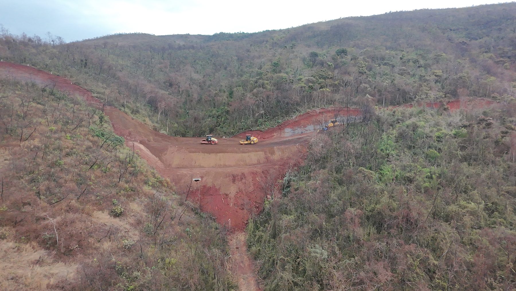 Sistema viário de mina: terraplenagem, drenagem e pavimentação – Terraplenagem