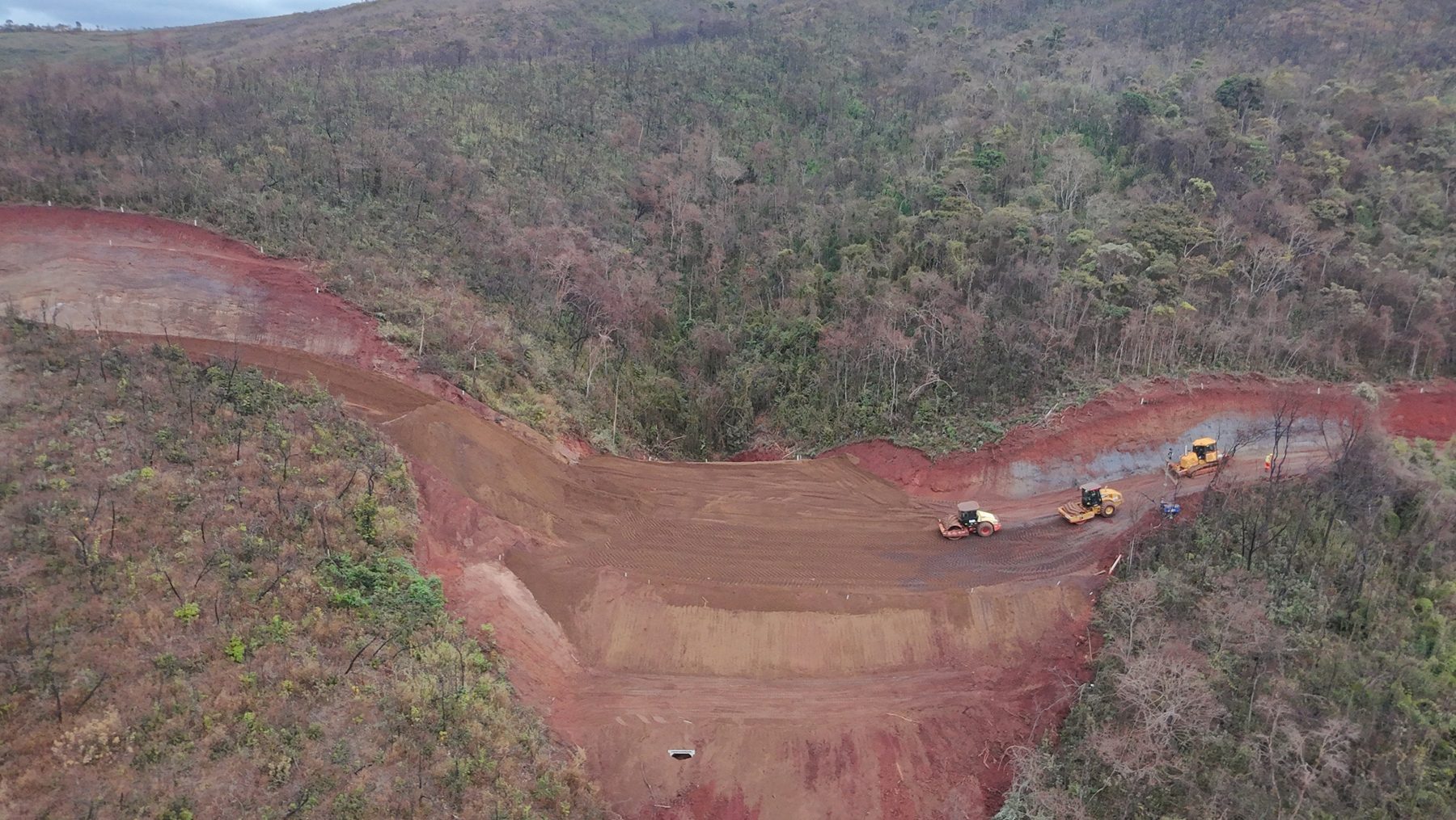 Sistema viário de mina: terraplenagem, drenagem e pavimentação – Terraplenagem