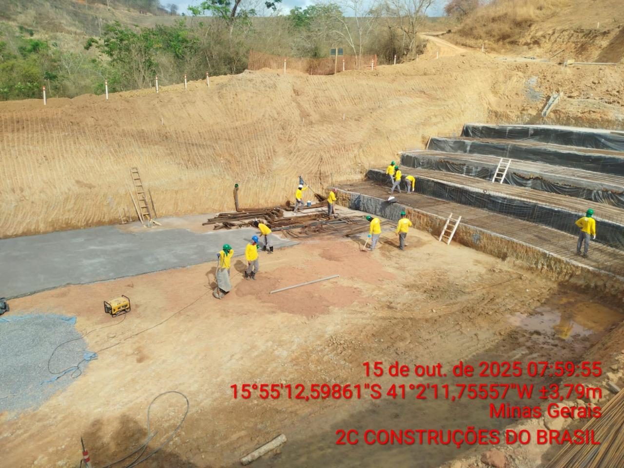 Adequação e ampliação de canal extravasor de barragem