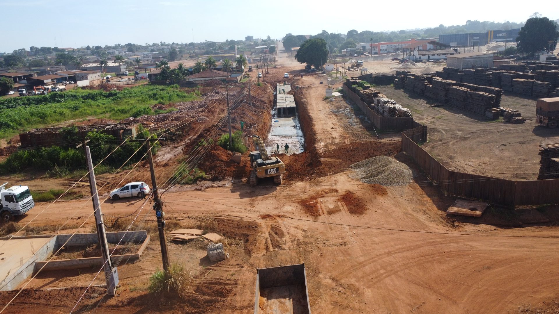 Macrodrenagem na rodovia MT-208