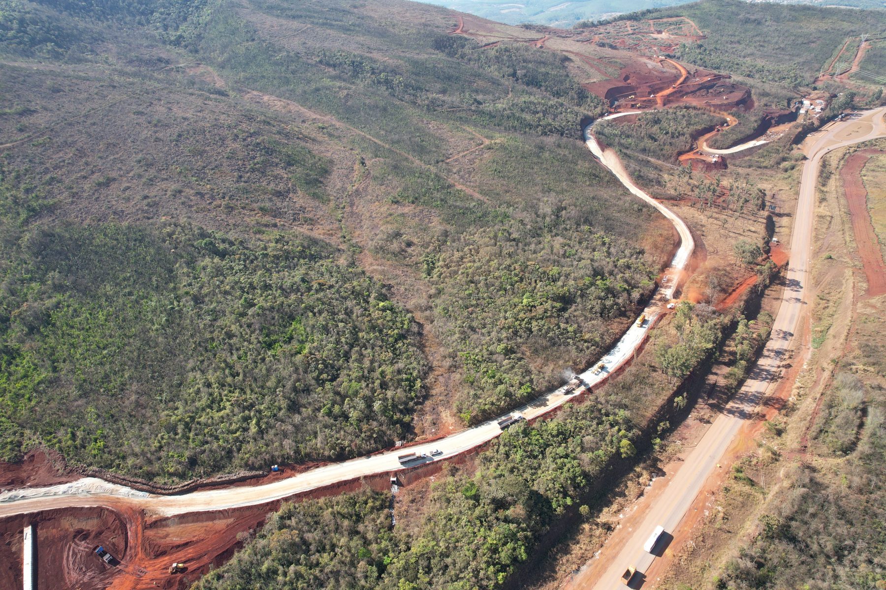 Sistema viário de mina: terraplenagem, drenagem e pavimentação – Pavimentação