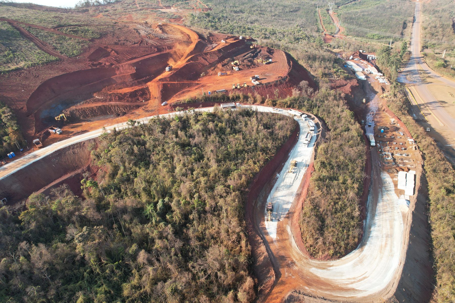 Sistema viário de mina: terraplenagem, drenagem e pavimentação – Pavimentação
